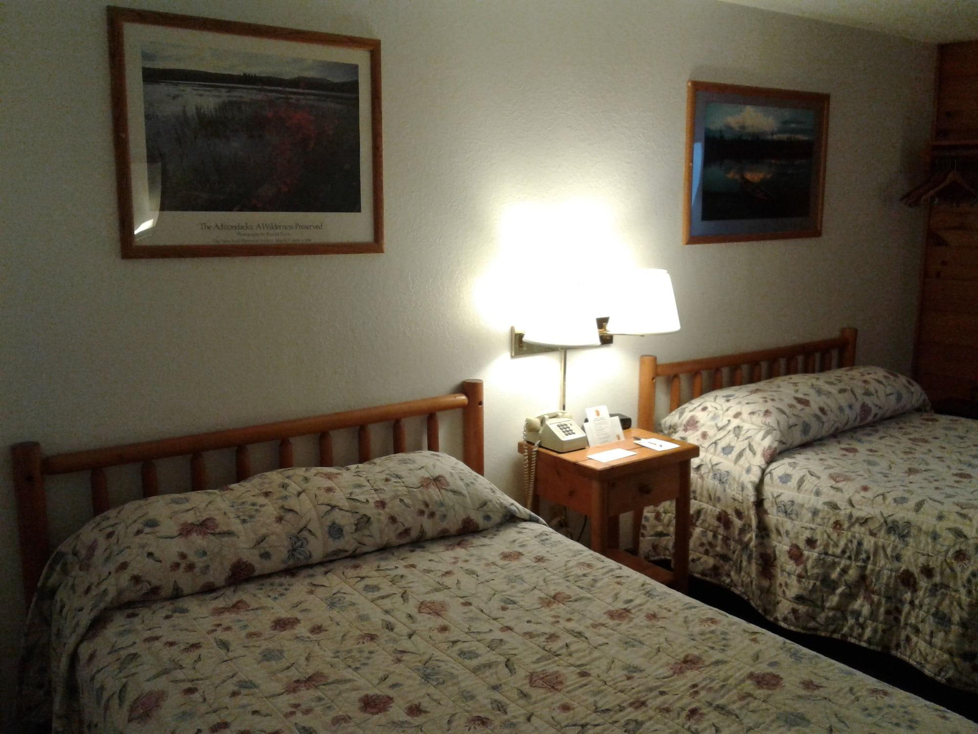 Super 8 By Wyndham Lake George/Warrensburg Area Extérieur photo