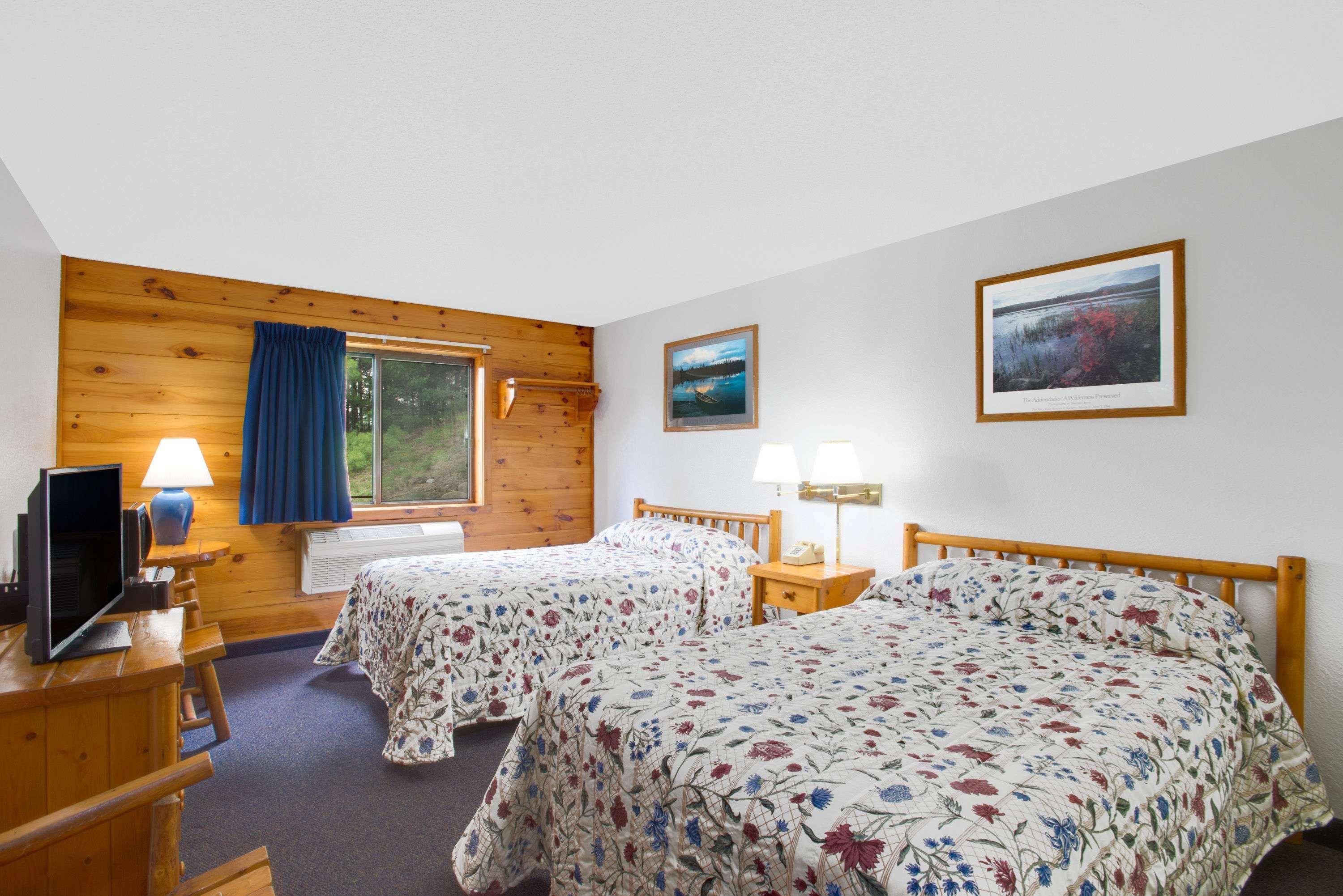 Super 8 By Wyndham Lake George/Warrensburg Area Extérieur photo
